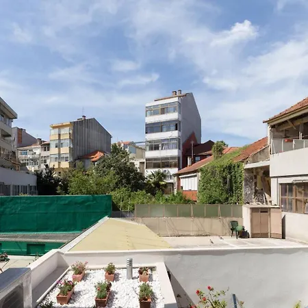 Appartamento Guestready - Splendid Freitas W/ Patio Oporto